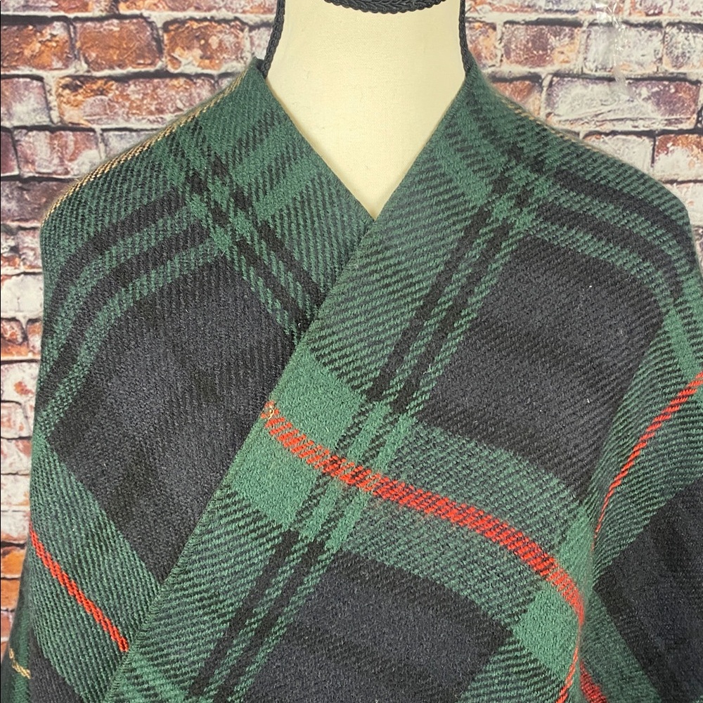 LA Express Acrylic Plaid Tartan Green Navy Versatile Wrap Shawl One Size - Picture 5 of 12